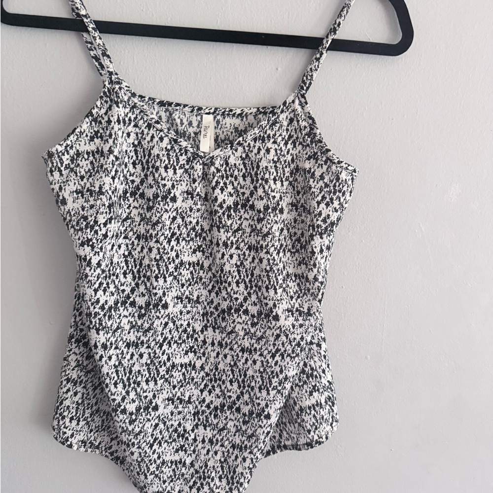 Truth Monochrome Patterned Camisole